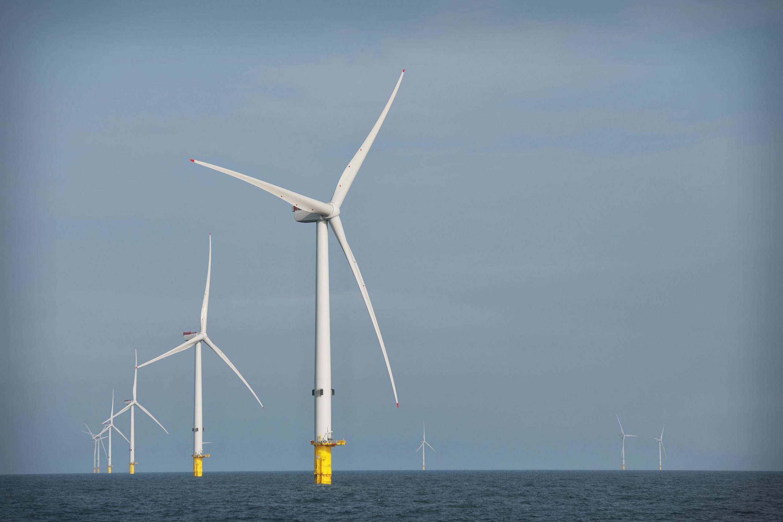 Final wind turbine successfully installed at Triton Knoll offshore wind farm